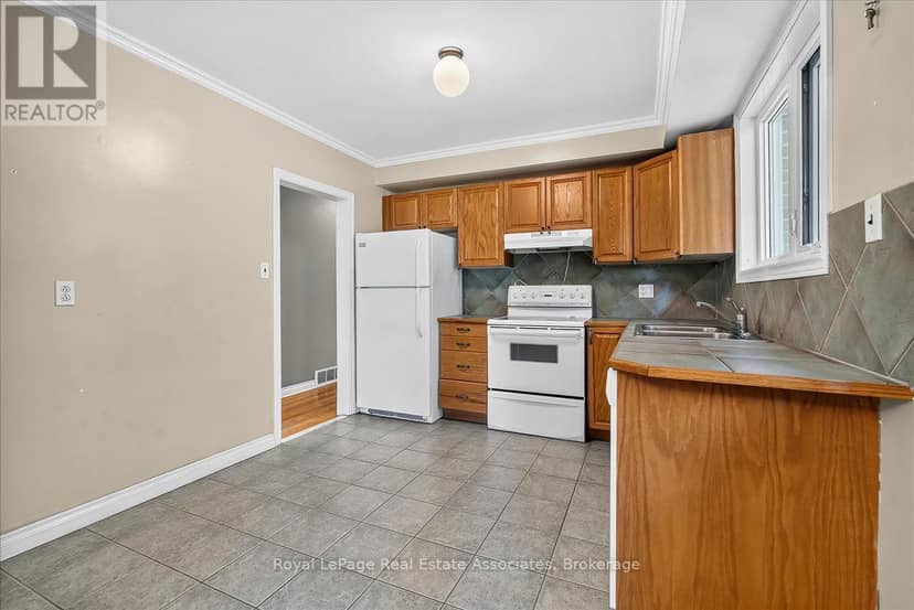 132 Vista Boulevard — photo 8 of 25