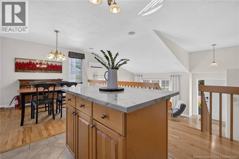 82 Des Bouleaux Crescent — photo 14 of 40