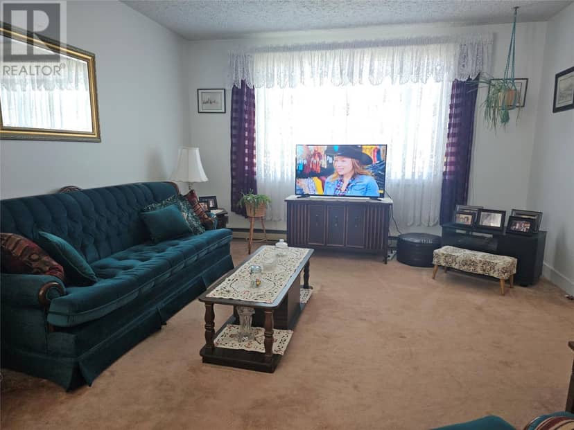 54 Lakeshore Drive — photo 11 of 23