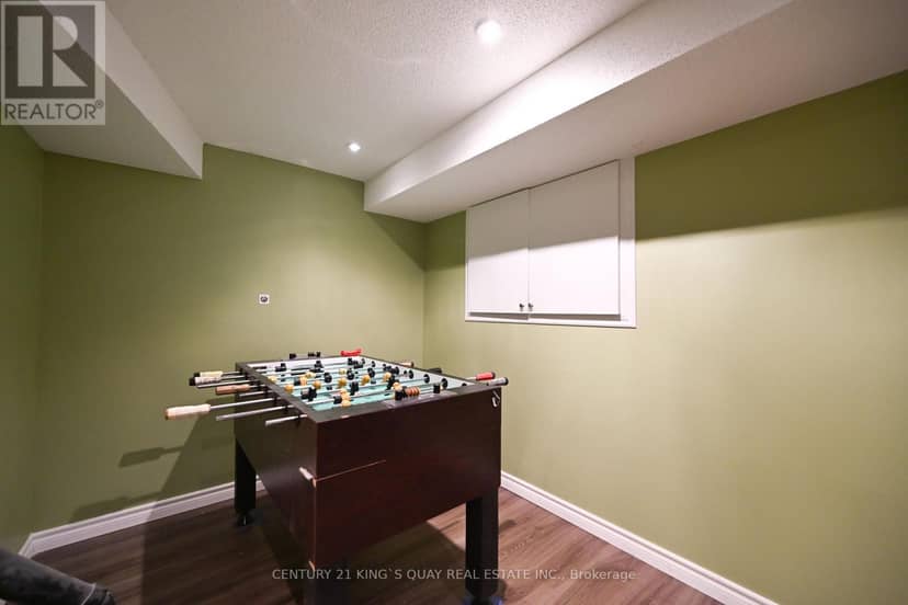50 Crittenden Drive — photo 15 of 17