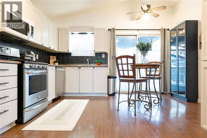 717 KNOX Avenue — photo 6 of 29
