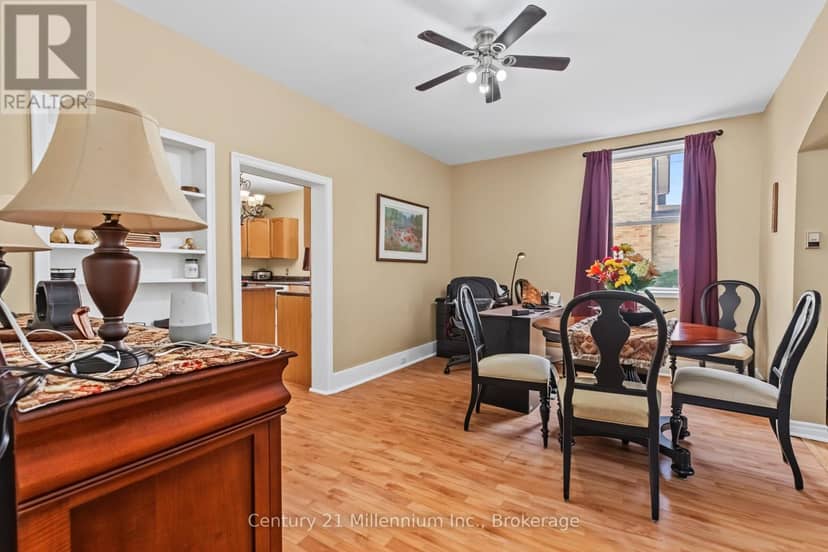 544 Louisa Street — photo 10 of 40