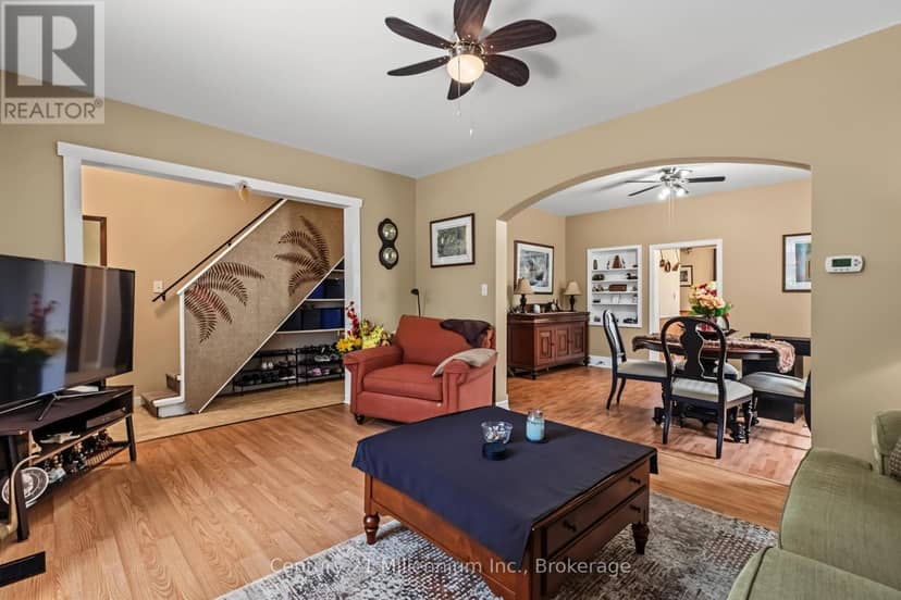 544 Louisa Street — photo 9 of 40