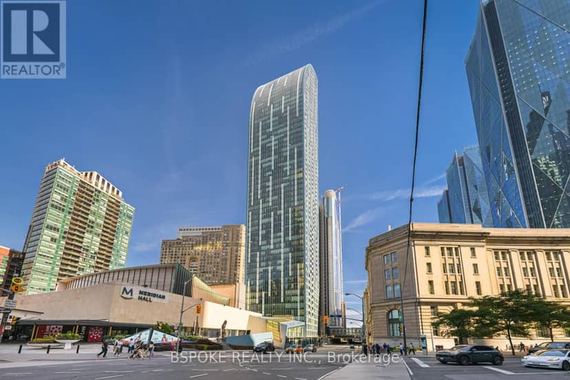 1502 - 8 The Esplanade — photo 1 of 40