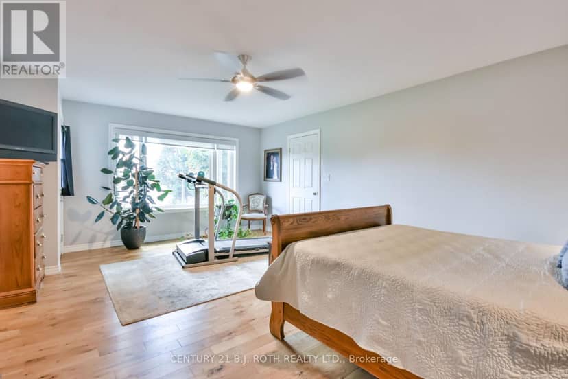 3371 Lake St. George Boulevard — photo 19 of 40