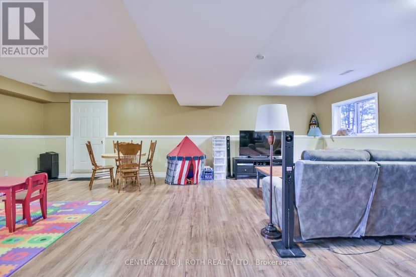 3371 Lake St. George Boulevard — photo 22 of 40