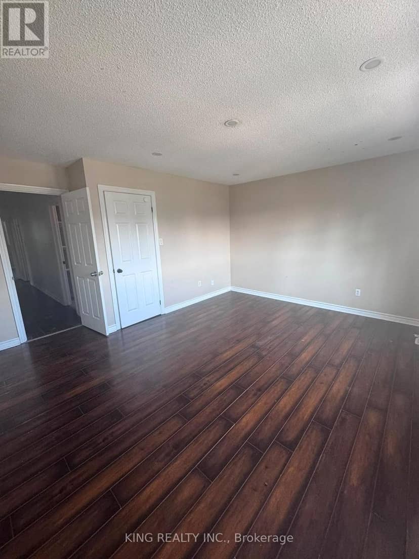 526 Grove Street E — photo 11 of 21
