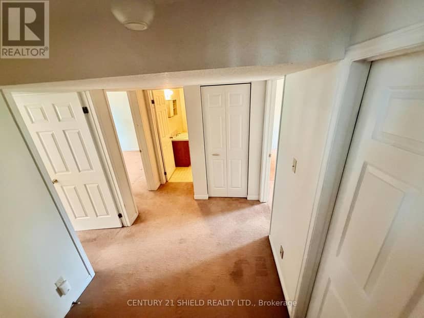 241 Sarah Street — photo 13 of 26