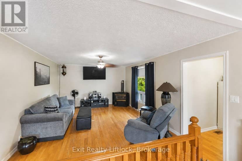 2 Edgewood Avenue — photo 10 of 40