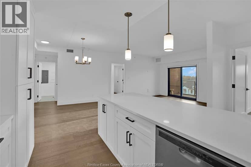 4578 HURON CHURCH LINE Unit# 509 — photo 15 of 23