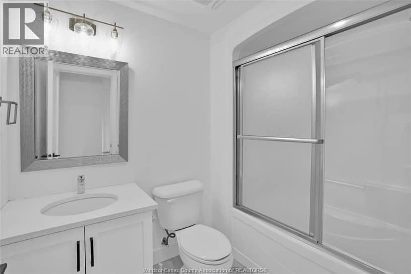 4578 HURON CHURCH LINE Unit# 509 — photo 16 of 23