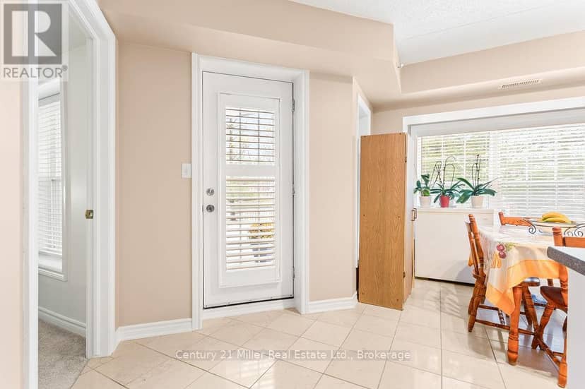111 - 1450 Bishops Gate — photo 24 of 30
