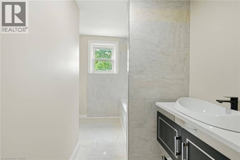 26 STATE Street — photo 19 of 27