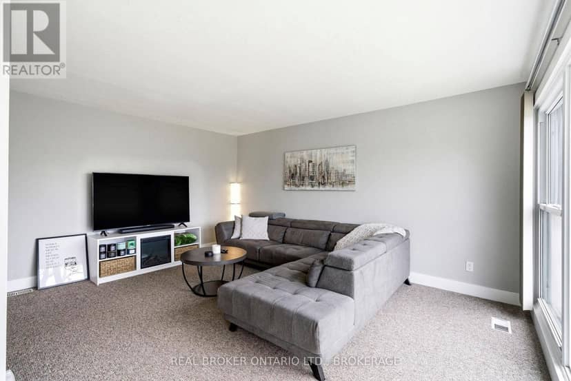 1205 Osborne Avenue — photo 4 of 22
