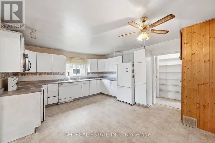 117 Fox Street — photo 12 of 40