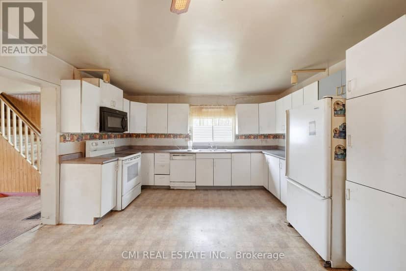 117 Fox Street — photo 13 of 40