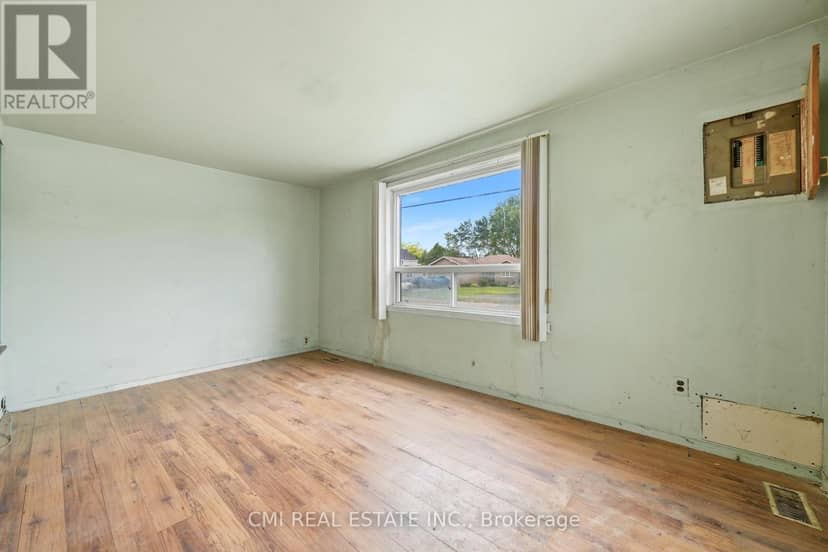 117 Fox Street — photo 17 of 40