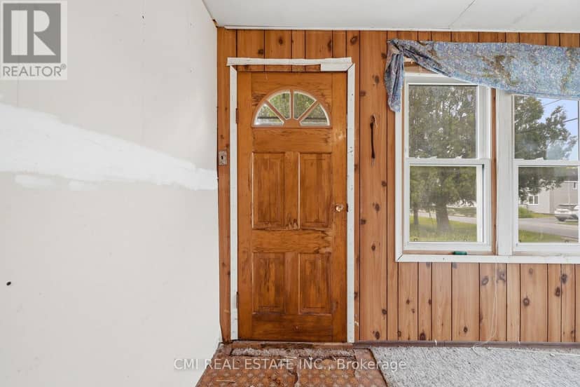 117 Fox Street — photo 7 of 40