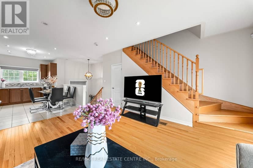 34 Aspen Hills Road — photo 9 of 39