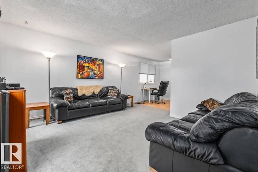 11428 79 AV NW — photo 14 of 40