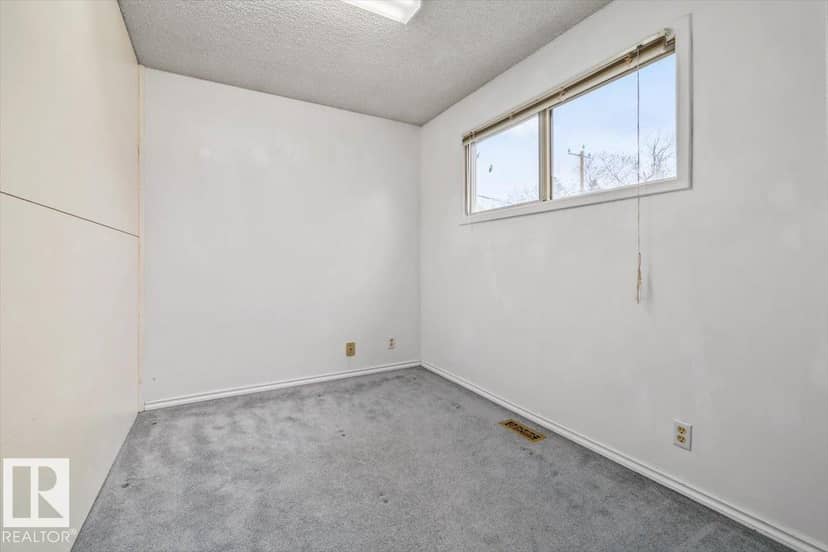 11428 79 AV NW — photo 20 of 40