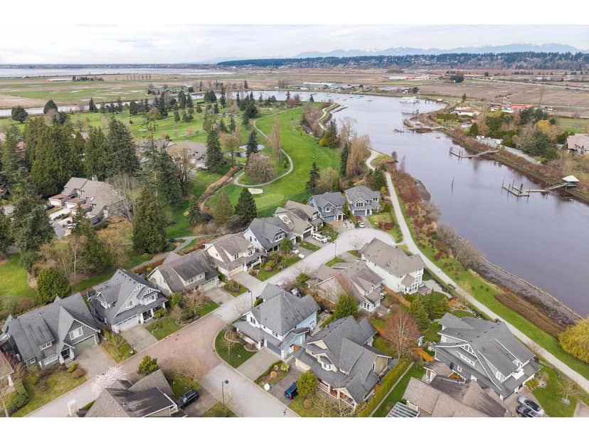 3711 142ND STREET, Surrey, photo 2
