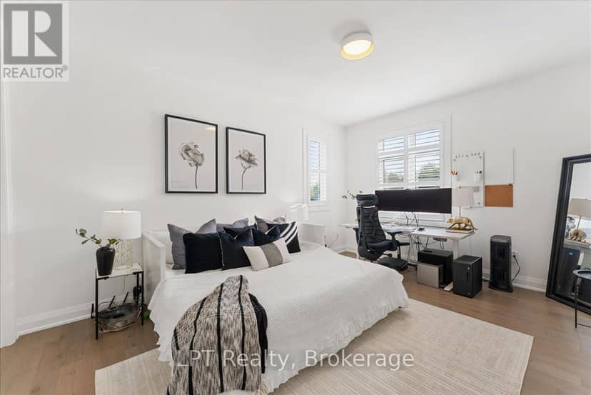 67 Charles Tilley Crescent — photo 35 of 40