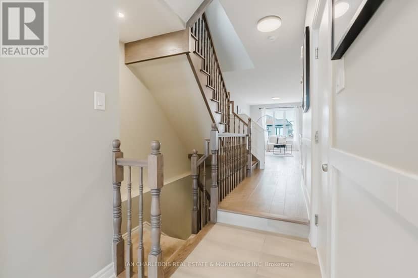 749 Namur Street — photo 31 of 37