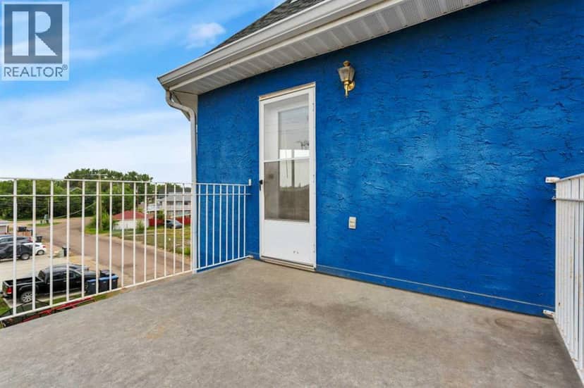 312, 5135 Lakeshore Drive — photo 13 of 19