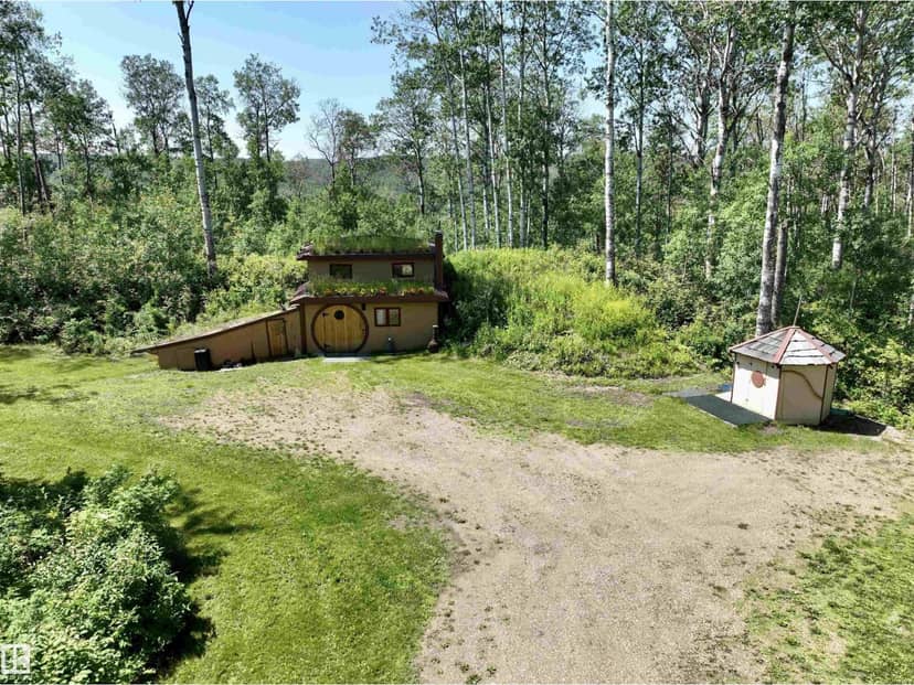 7006 Twp Rd 583 — photo 14 of 40
