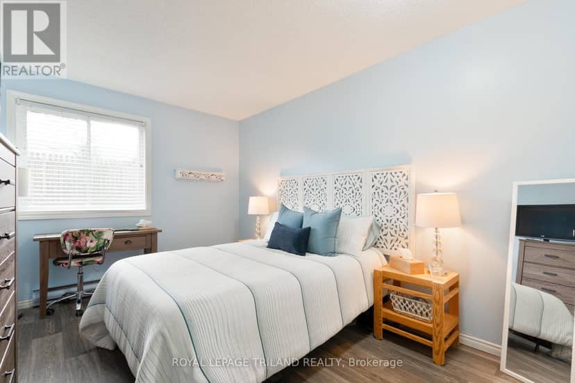 119 - 440 Wellington Street — photo 14 of 24