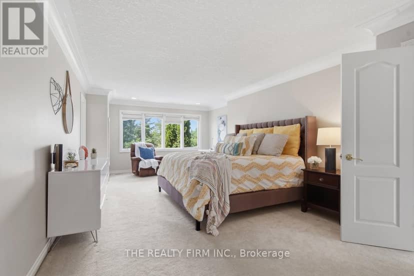 16 Fitzwilliam Boulevard — photo 19 of 40