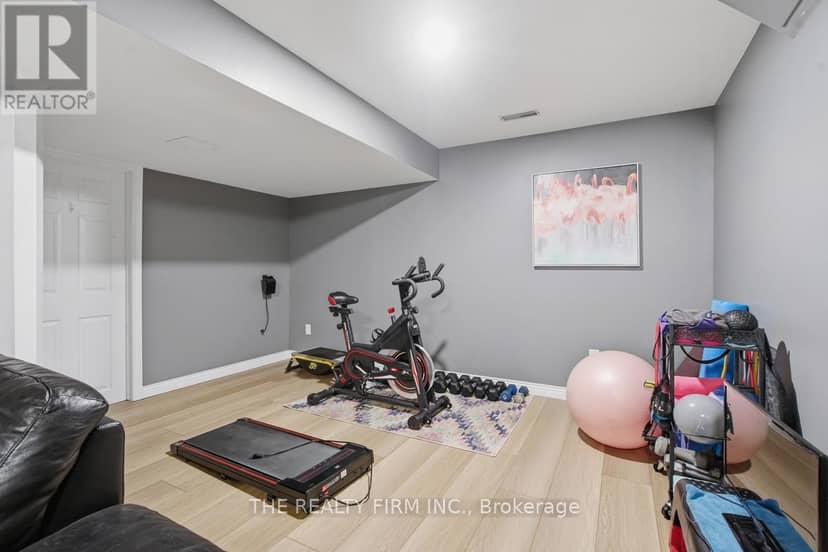 16 Fitzwilliam Boulevard — photo 36 of 40