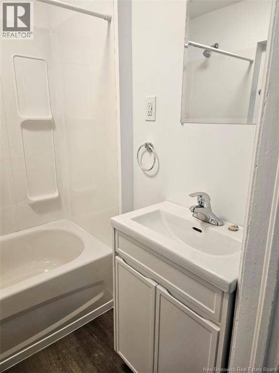 34-36 Jean Street — photo 8 of 21