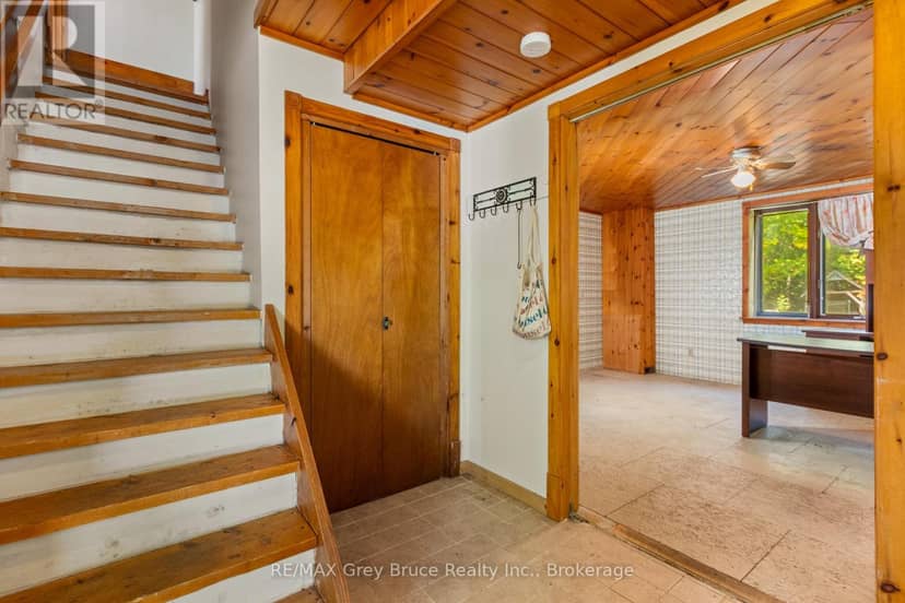 479 Dyers Bay Road — photo 32 of 40