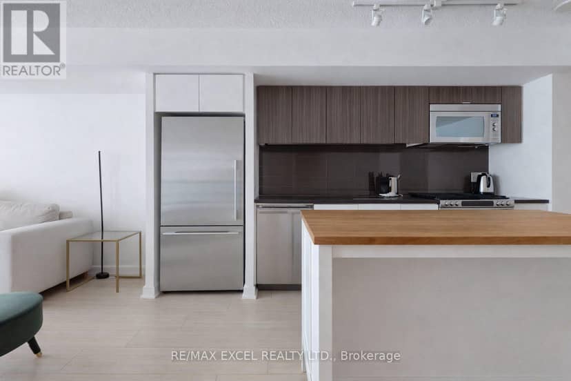 1606 - 75 Queens Wharf Road — photo 4 of 26