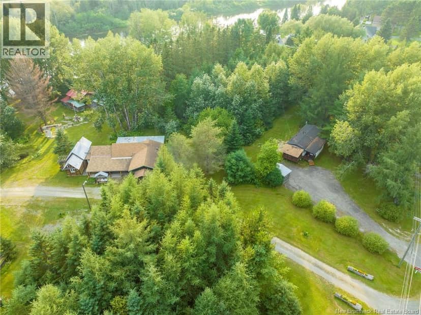 1076 BAISLEY Road, Saint-Jacques, photo 2