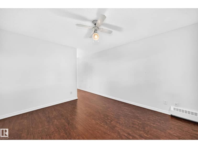 #109 10945 21 AV NW — photo 16 of 40