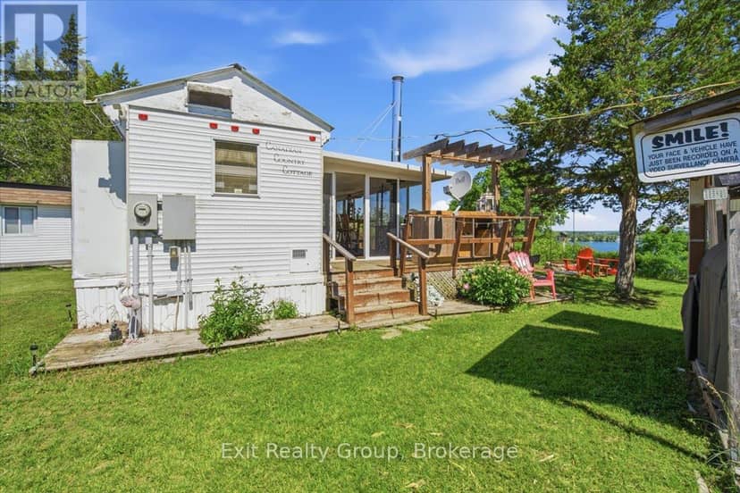 1154 County Rd 14, Prince Edward County, photo 8