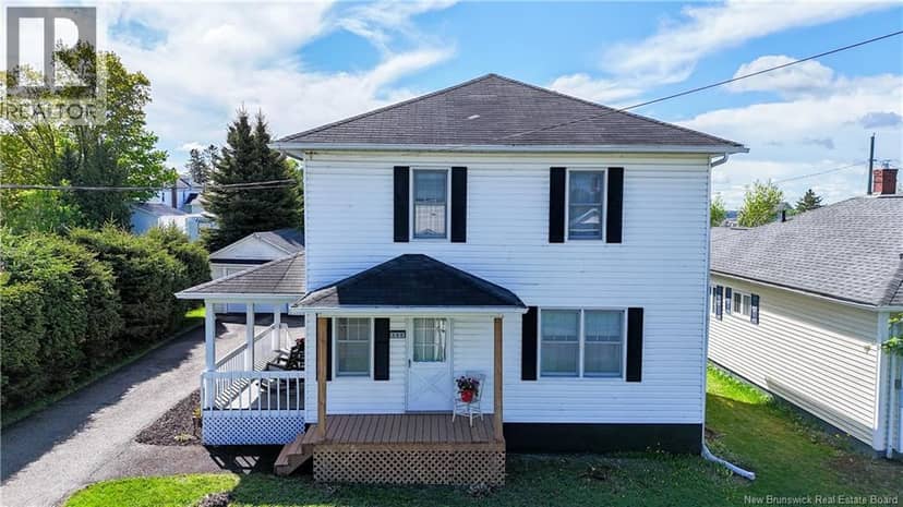 205 Basin Street, Grand Falls, photo 2