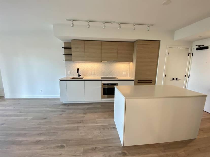 1801 13428 105 AVENUE, Surrey, photo 8