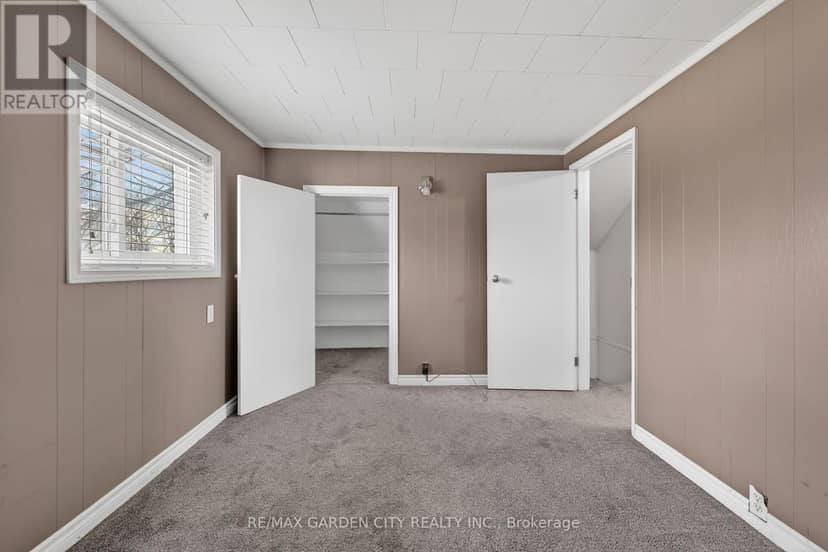 407 Bell Street — photo 19 of 40