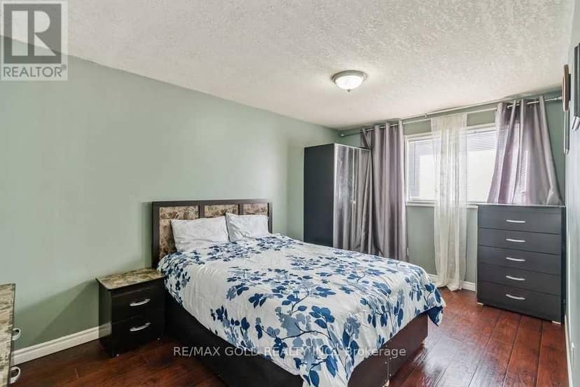 573 Burnett Avenue — photo 20 of 32