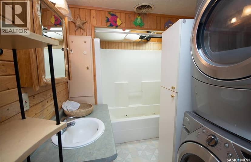 12 Highland AVENUE, Jackfish Lake, photo 8