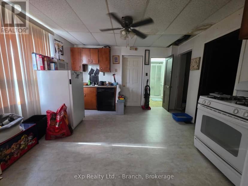 30 Rowan Avenue — photo 15 of 22