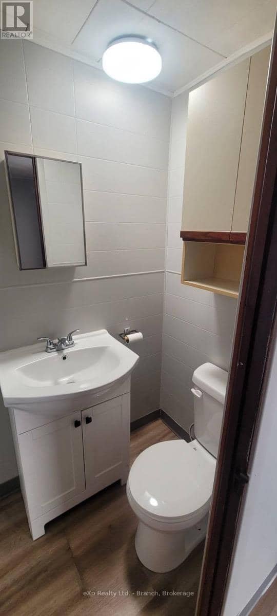 30 Rowan Avenue — photo 9 of 22