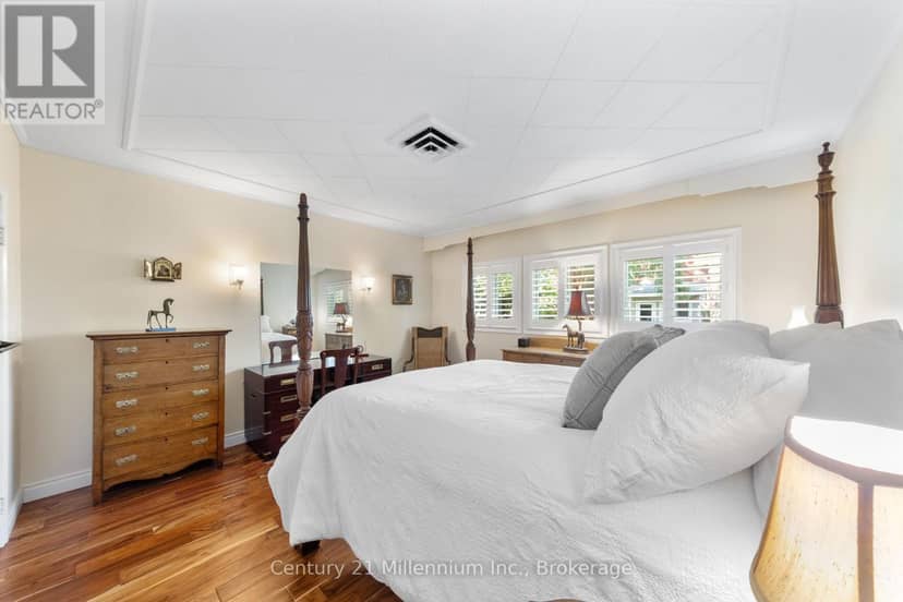 91 Beech Street — photo 14 of 40