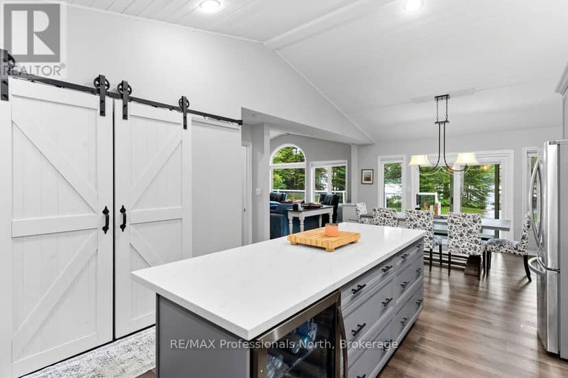 1010 Leblanc Trail — photo 12 of 40