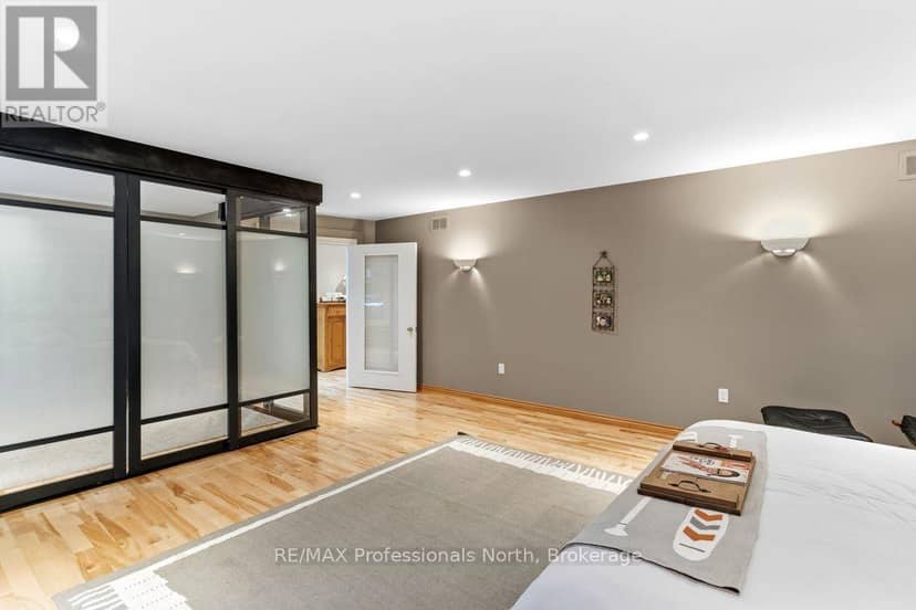 1010 Leblanc Trail — photo 14 of 40