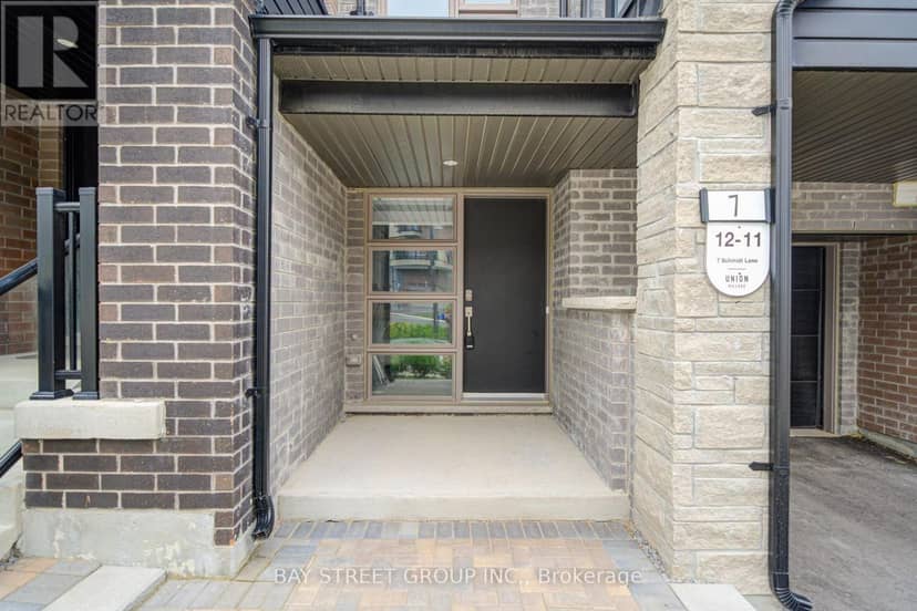 7 Schmidt Lane, Markham, photo 2